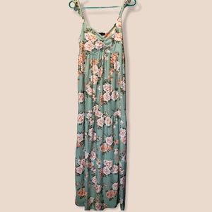 Derek Hearr floral maxi dress 🔥